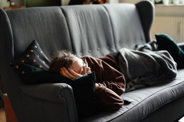 What Are the Best Strategies for Managing Chronic Fatigue Syndrome Naturally?